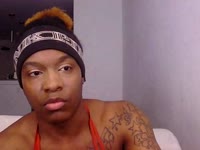 Adventurist, Exhibitionist and very chill Let