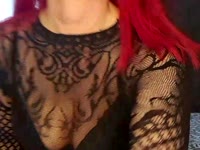 Hey schat, Je aller stoutste & misschien ook wel je aller geilste roodharige MILF hier!
