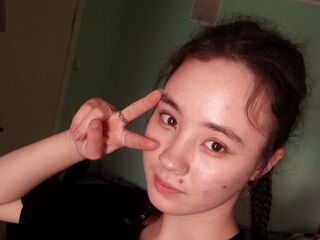 naked camgirl photo AislyFollin