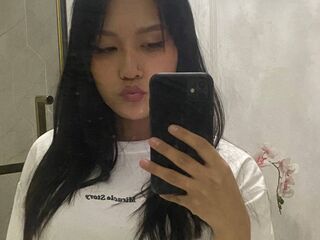 nude webcamgirl picture BerniceMaguire