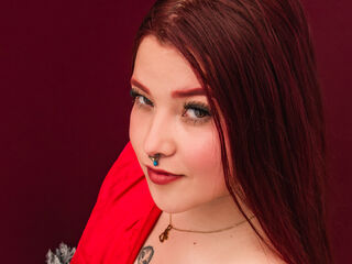 girl showing tits CelesteRobbiens