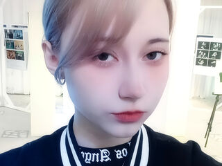 hot cam girl fingering shaved pussy ClaraParks