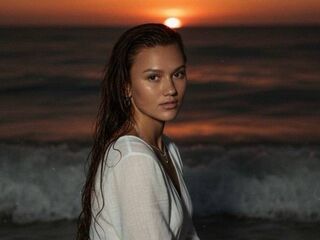 naked webcamgirl picture DelilahCoryea