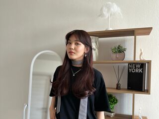 masturbating webcam girl EleneClarkston