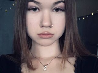 nude webcamgirl picture JerryBlechman