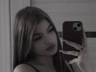 camwhore nude LoraineLutton