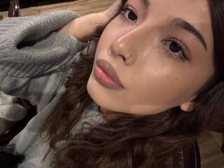 webcam babe chatroom LynetteLavoie