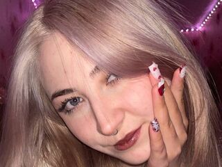 naked cam girl fingering pussy MelitaHogston