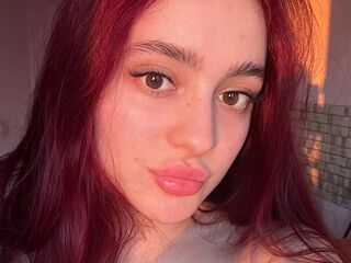 camslut masturbating JessJoh