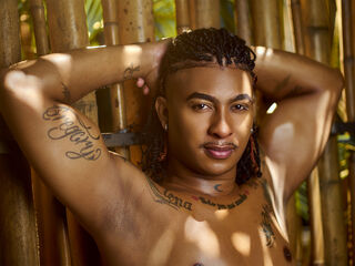 LeoCooper