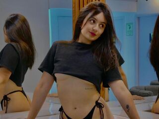 sexshow chatroom LauyMaury