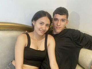 couple fucking in front of web cam ZoeAndOliver