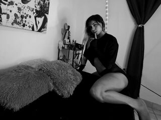 bdsm fetish cam girl AntonellaBrow