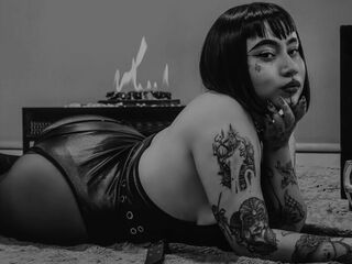 webcamgirl bdsm show JessYves