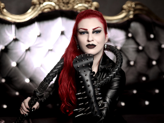 domina fetish webcam show ZiaVyxen