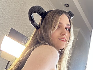 fingering cam girl AaliceWalter