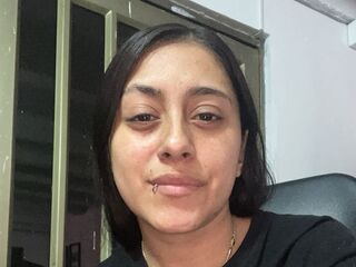 nude webcam girl AikosLorens