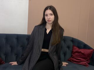 cam girl playing with vibrator AislyHendry