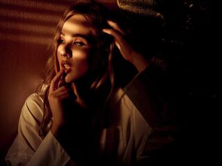 masturbating webcam girl AlexandraBallish