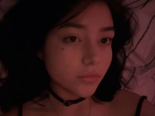 fingering webcam girl AlisaGlow