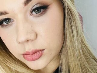 nude cam girl pic AminaDigges