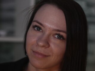naughty camgirl masturbating AmmyBrow