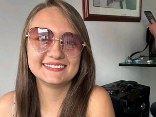 beautiful cam girl AnnaMclain