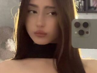 cam chatroom BellaJersiquins