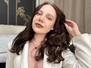 chat room live sex show BellaSwiger
