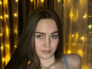 live chat BernardineCaiafa