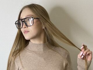 live webcam performer BertaAnnarummo