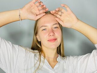 shaved pussy web cam BertaTurro