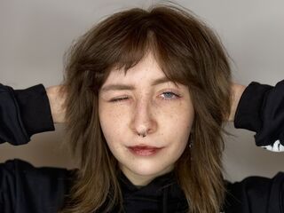 camwhore shaved pussy BettieGiernoth