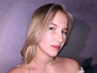 hardcore cam sex BettyKirsy