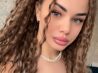 cam girl masturbating with vibrator BiancaSola