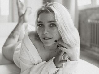 camgirl porn web cam BreanaAlosta