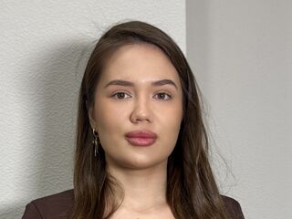 hot naked camgirl CammieLosecco