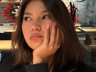 beautiful webcam girl CelsaCoty