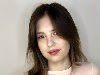 topless cam girl ChandraTays