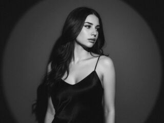 camgirl masturbating CharlaDaponte