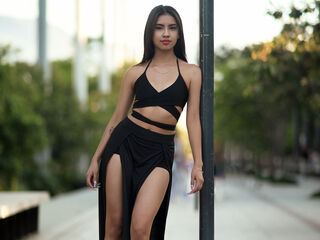 cybersex chatroom ChloeLuxs