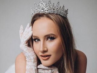 hot cam girl masturbating with sextoy ChristyHousten