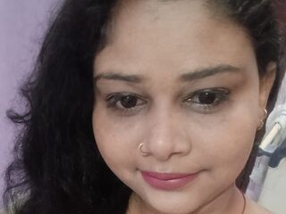 cam CurvySoniya