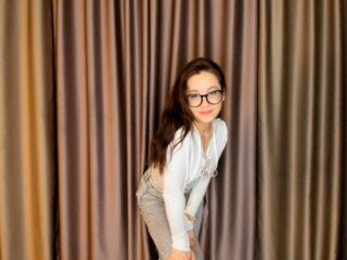 Kinky webcam girl DarelleDoddy