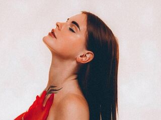 naked camgirl DawneVernier