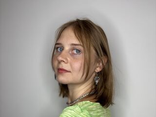 free webcam chat room DenniseVerso