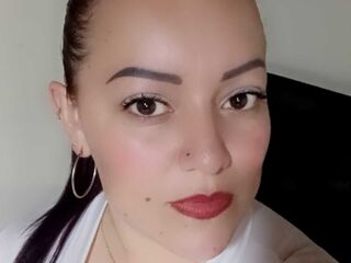 chat room webcam photo DinaCarls