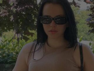 jasmin camgirl live EasterGrief