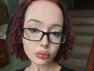 cam girl playing with vibrator EleanoraNewell