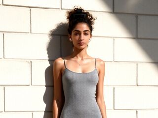 nude gamgirl EllieTaulbee